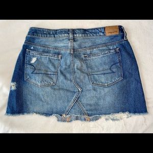 American Eagle distressed denim skirt